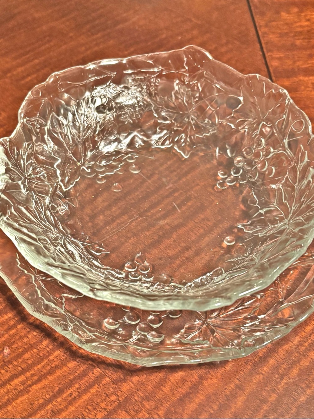 Mallory collection by Cristal D'Arques - Durand, 8in Plate, 6in Bowl - Picture 2 of 6